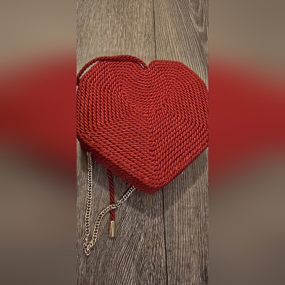 Zara Women Woven Red Heart Chain Purse With Tie - Picture 4 of 13